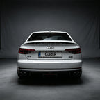 A4 B9 / Carbon Fiber-Look Rear Spoiler